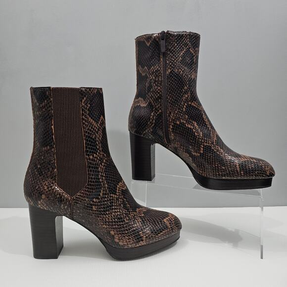 NEW Donald Pliner Zelda Ankle Bootie Size 8.5 Brown Snake Print Leather Chelsea - Picture 3 of 15